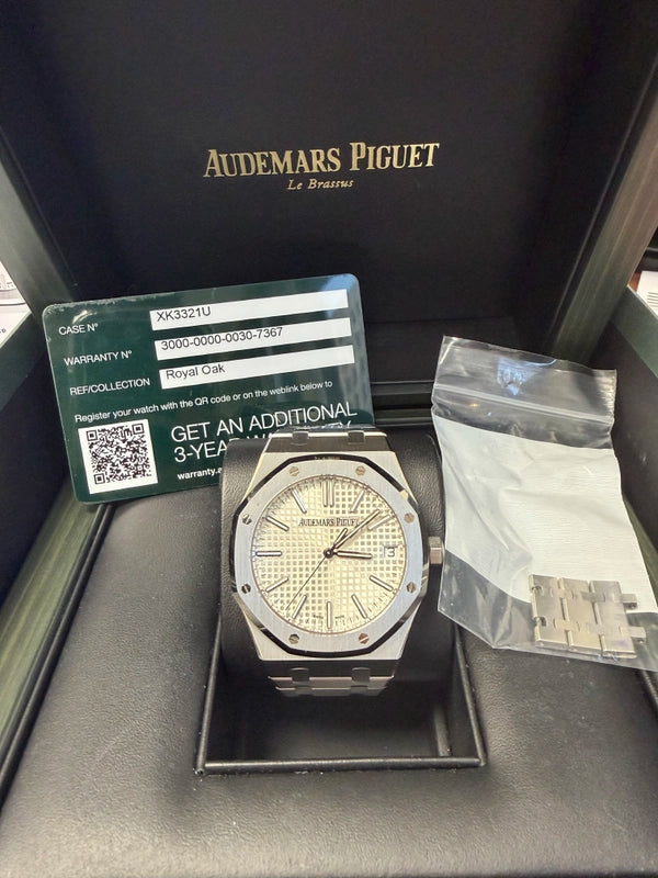 Audemars Piguet Royal Oak Selfwinding "50th Anniversary" Silver Dial on Bracelet Ref 15510ST.OO.1320ST.03 with Card 2022