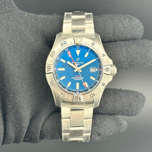 Breitling Avenger Automatic GMT Blue Dial on Bracelet Ref. A32320101C1A1 Card 2026 — view 2