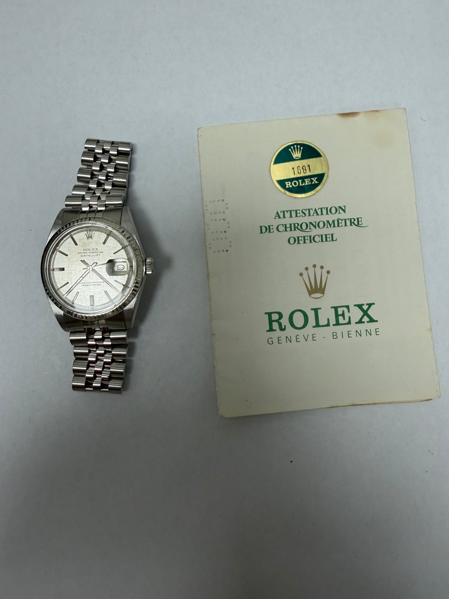 Rolex Datejust Silver Stick Dial on Jubilee Ref. 1601/4 Papers 1977 — view 5