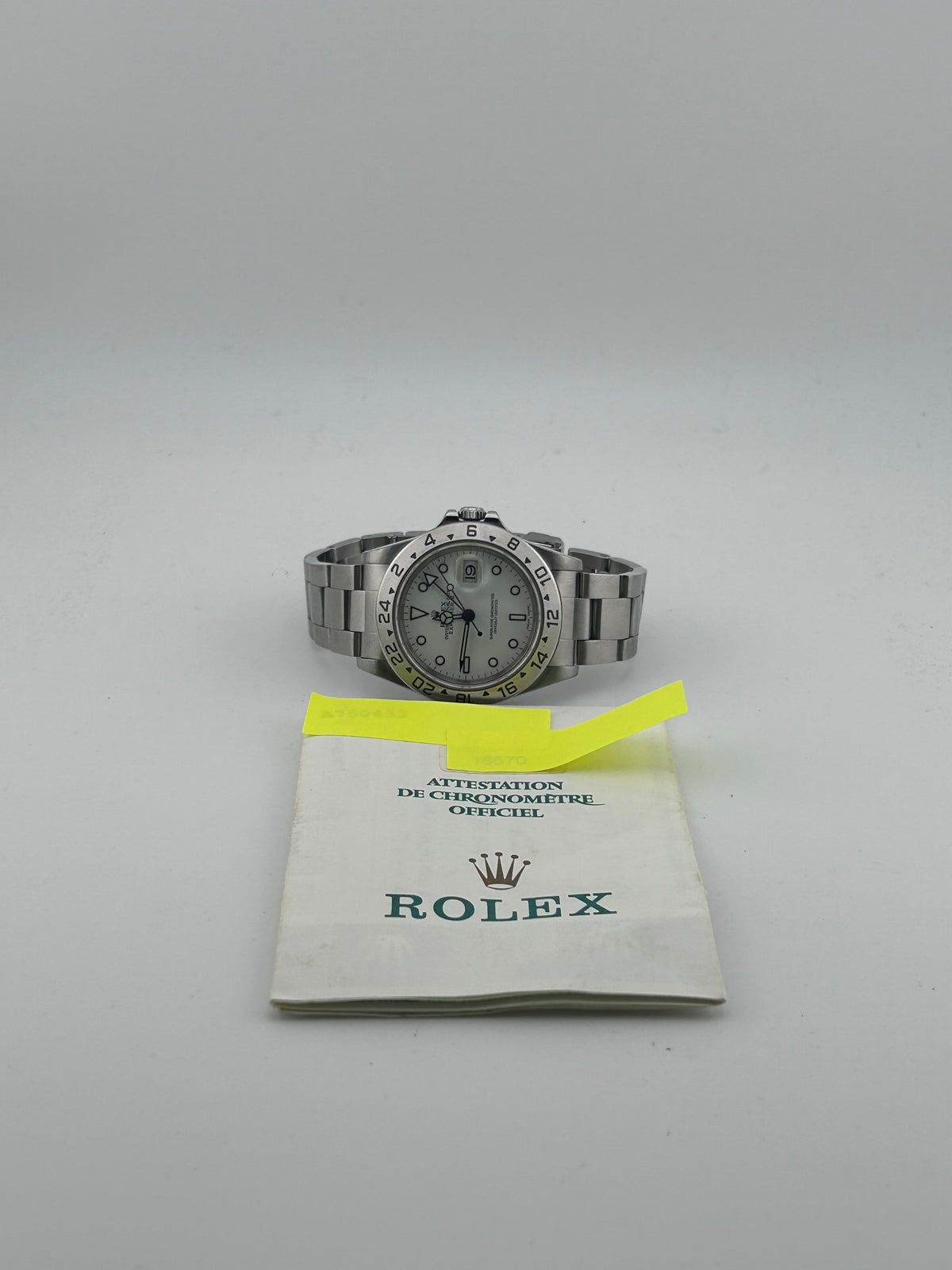 Rolex Explorer II White Dial on Oyster Ref. 16570 Papers 2000 — view 7