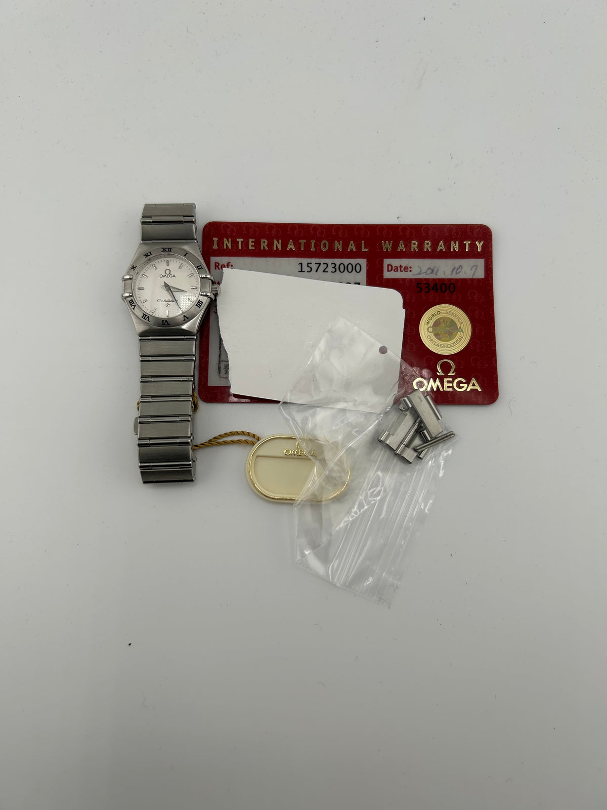 Omega Constellation Silver Dial on Stainless Steel Bracelet Ref. 1572.30.00 Card 2011 — view 7