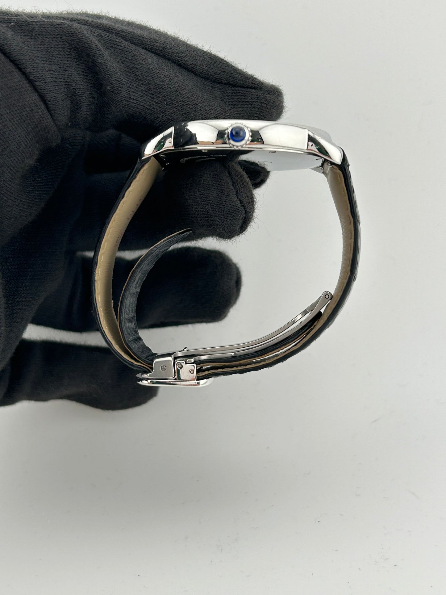 Cartier Ronde Solo Silver Roman Numerals Dial on Black Leather Band Ref. WSRN0022 — view 5