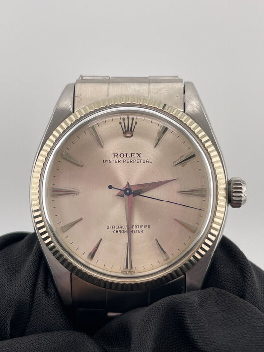 Rolex Oyster Perpetual Silver Dial on Oyster Bracelet Ref. 6567 1974 — view 2