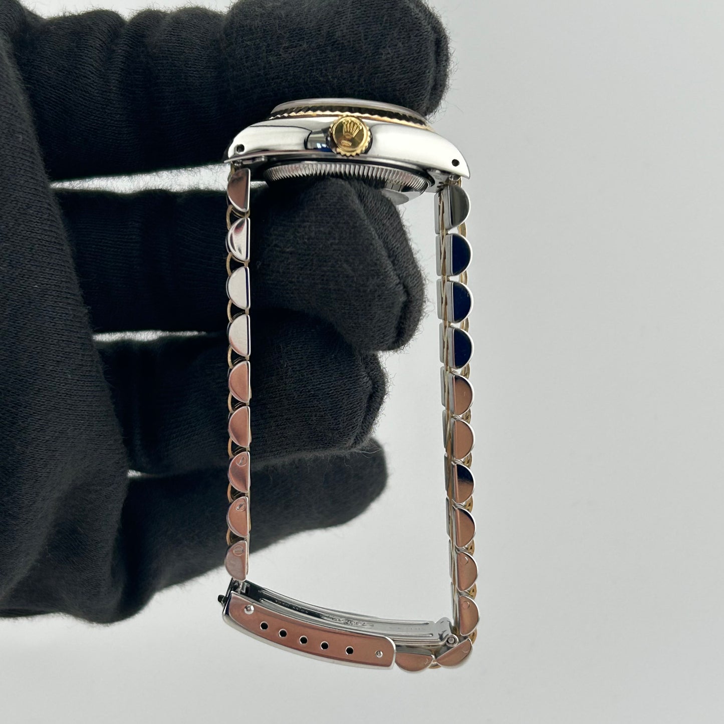 Rolex Datejust Lady Champagne Diamond Dial on D Link Jubilee Bracelet Ref. 69173 — view 6