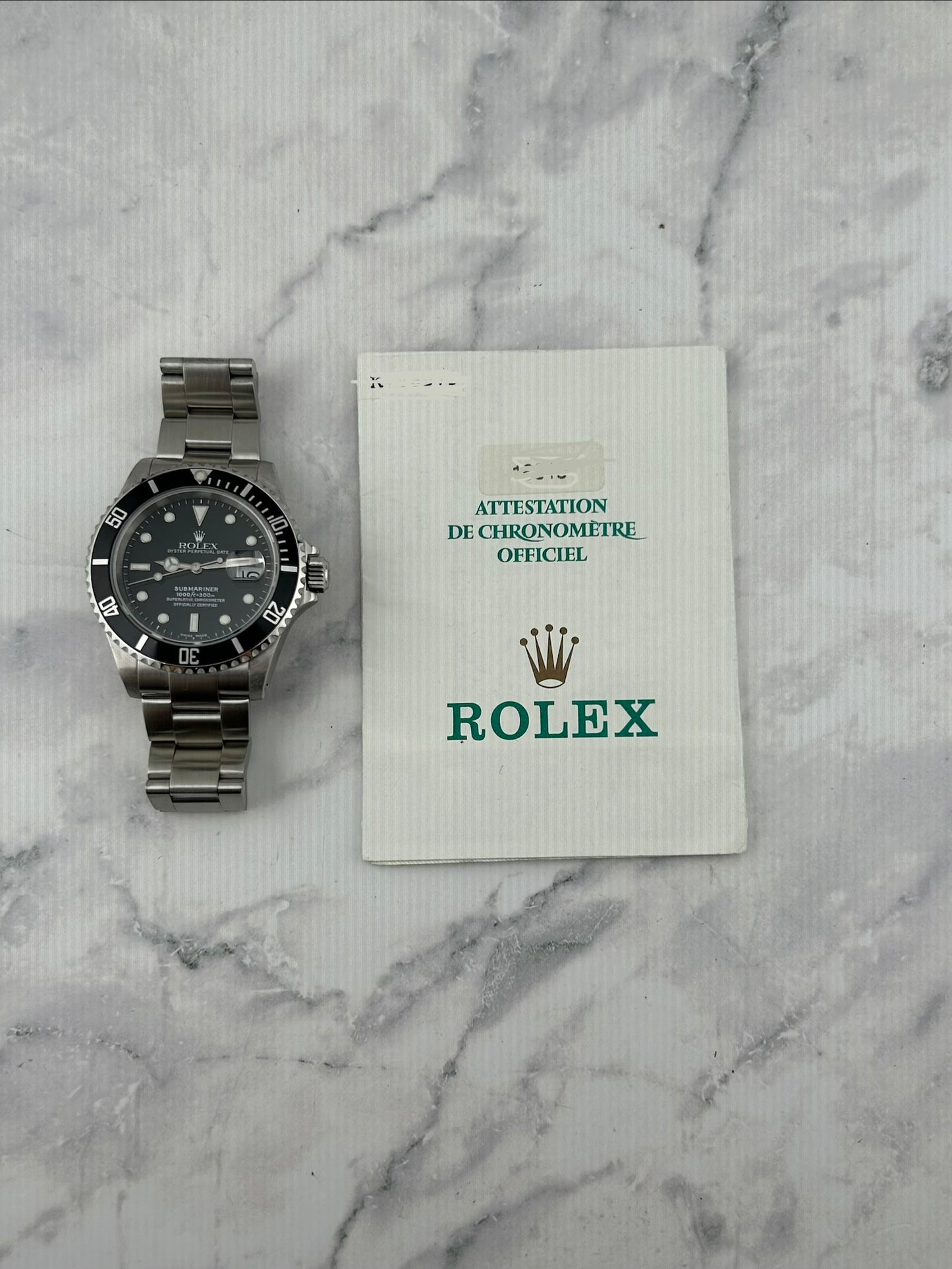 Rolex Submariner Date Black Dial on Oyster Ref. 16610 Papers 2002 — view 7