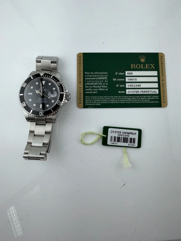 Rolex Submariner Black Dial on Oyster Ref 16610 with Card Old Green 2010