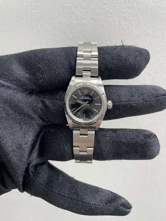 Rolex Oyster Perpetual Black Dial on Oyster Ref. 76030 Papers 2001 — view 2
