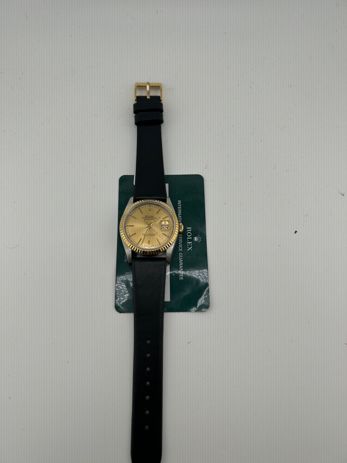 Rolex Datejust 36 Champagne Stick Dial on Generic Black Leather Strap Ref. 16233 Service Card 2018 — view 6