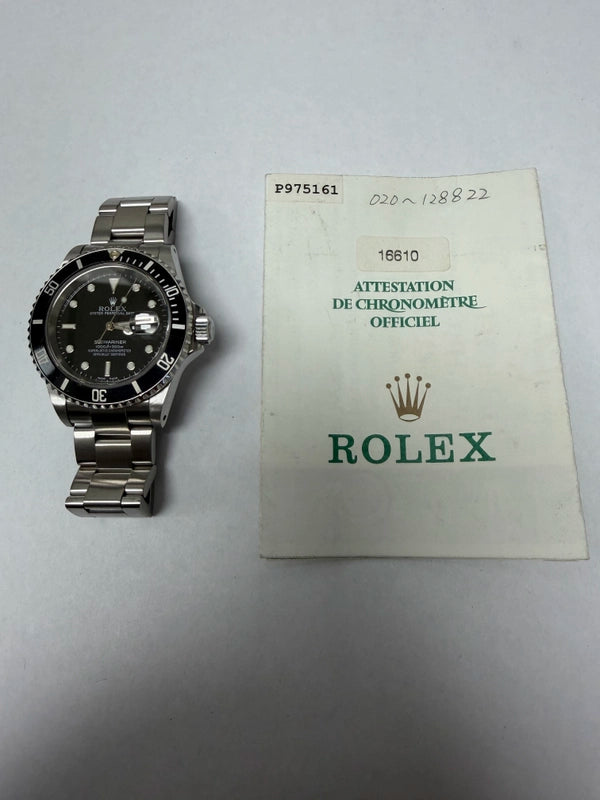Rolex Submariner Black Dial on Oyster Ref 16610 with Papers 2001