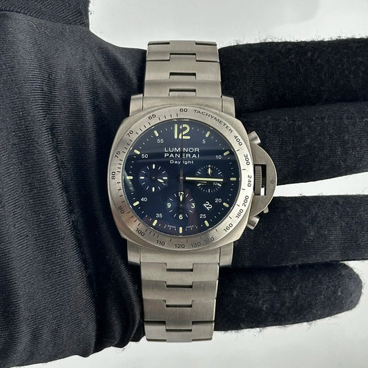 Panerai Luminor Chrono Daylight Blue Dial on Titanium Ref PAM00327/OP6779