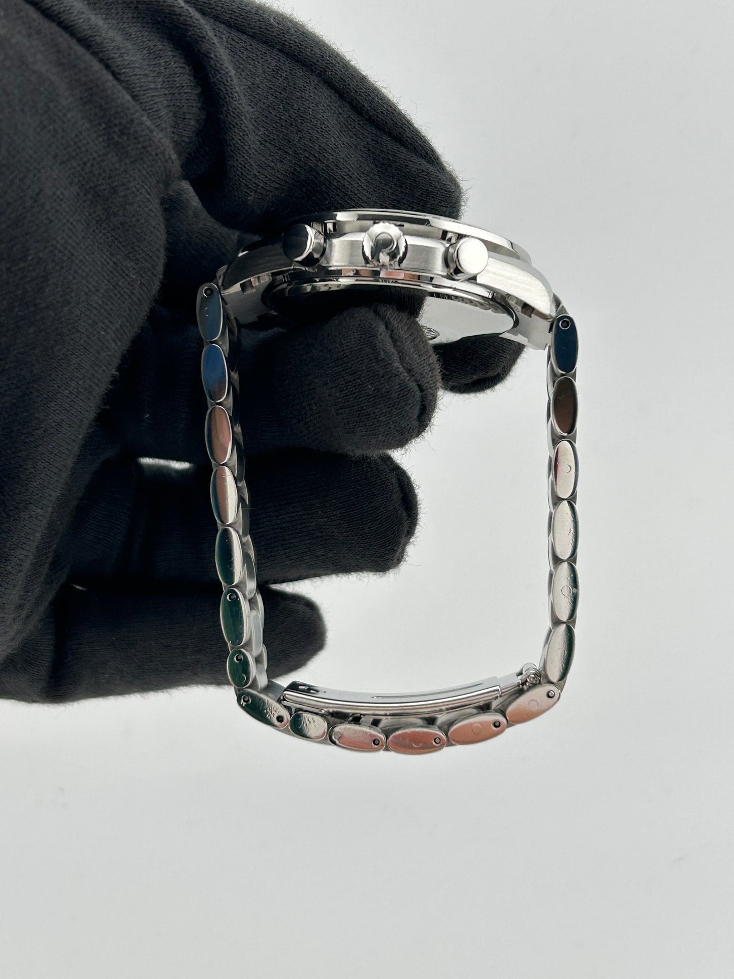Omega Speedmaster Black Dial on Stainless Steel Bracelet Ref. 3513.50.00 — view 6