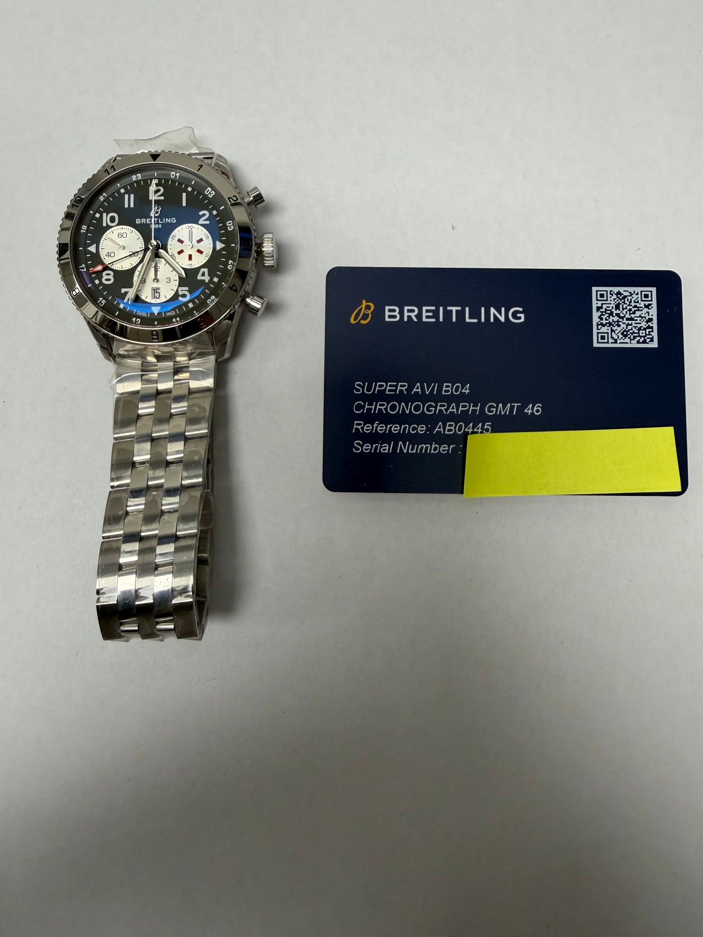 Breitling Super AVI B04 Chronograph GMT Green Dial on Bracelet Ref. AB04452A1L1A1 Card 2026 — view 7