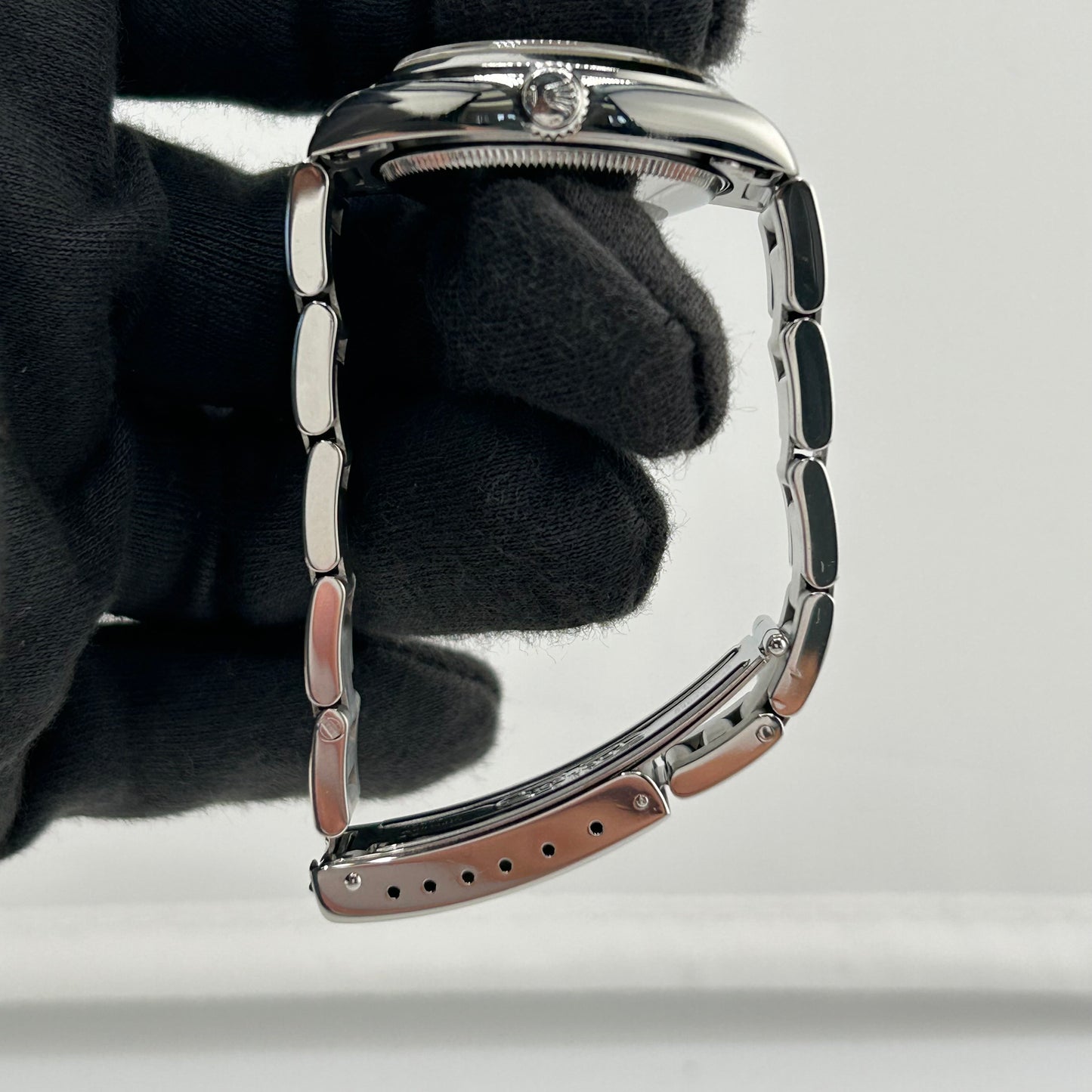 Rolex Oyster Perpetual Salmon Dial on Oyster Bracelet Ref. 67480 1996 — view 5