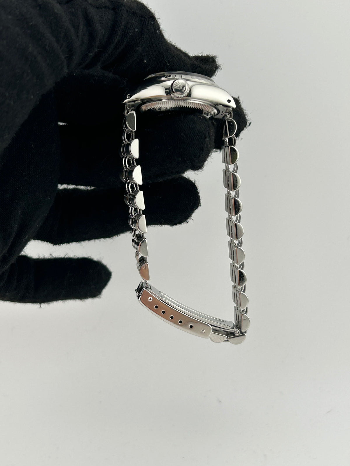 Rolex Oyster Perpetual Date Silver Index Dial on Jubilee D Link Bracelet Ref. 69240 1984 — view 5