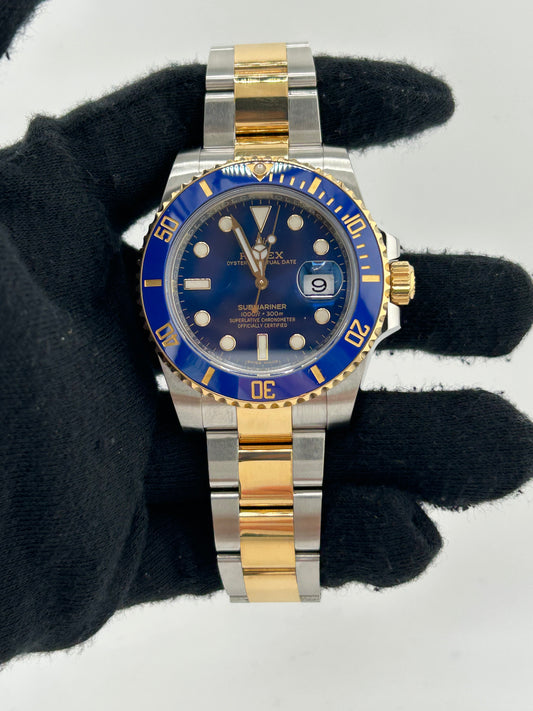 Rolex Submariner Blusey Blue Dial on Oyster Steel Bracelet Ref. 116613LB Card 2020 — view 2