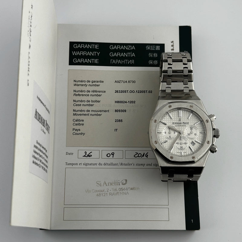 Audemars Piguet Royal Oak White Dial on Bracelet Ref 26320ST.OO.1220ST.02 with Papers 2014