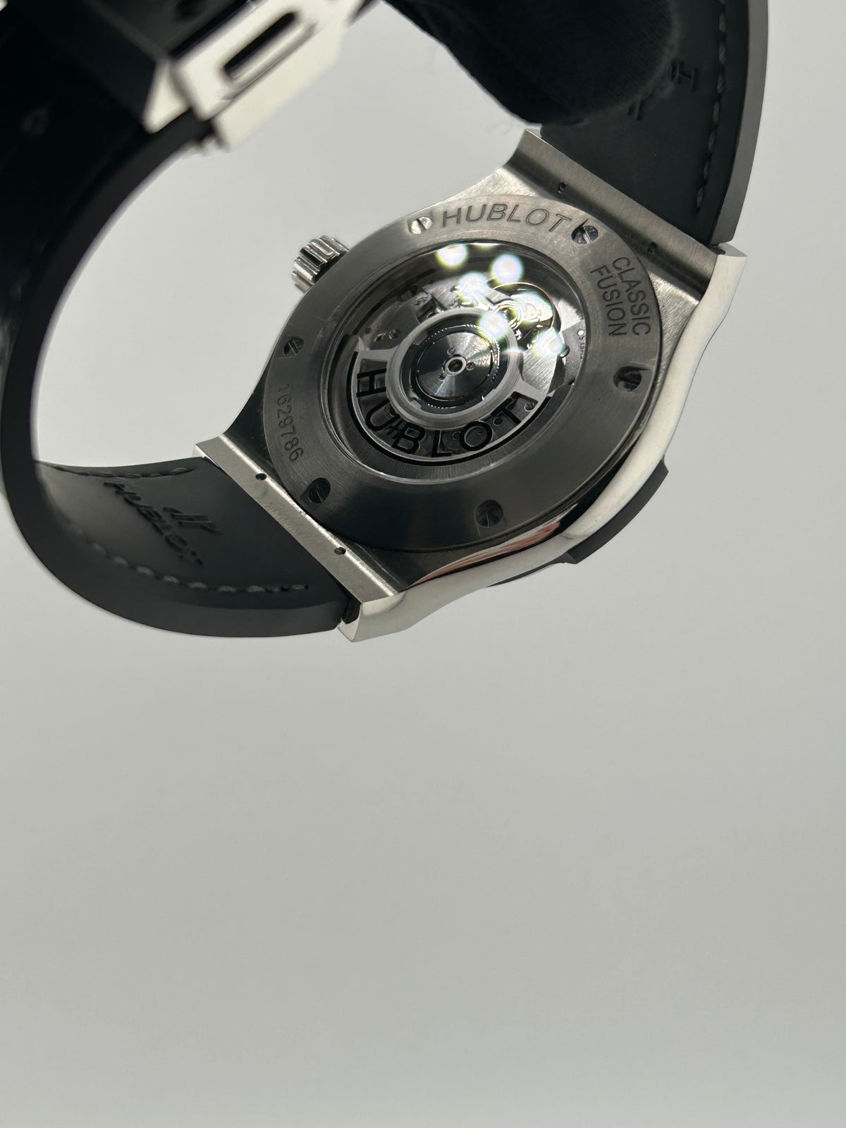 Hublot Classic Fusion Grey Dial on Rubber Strap Ref. 542.NX.7071.RX — view 7