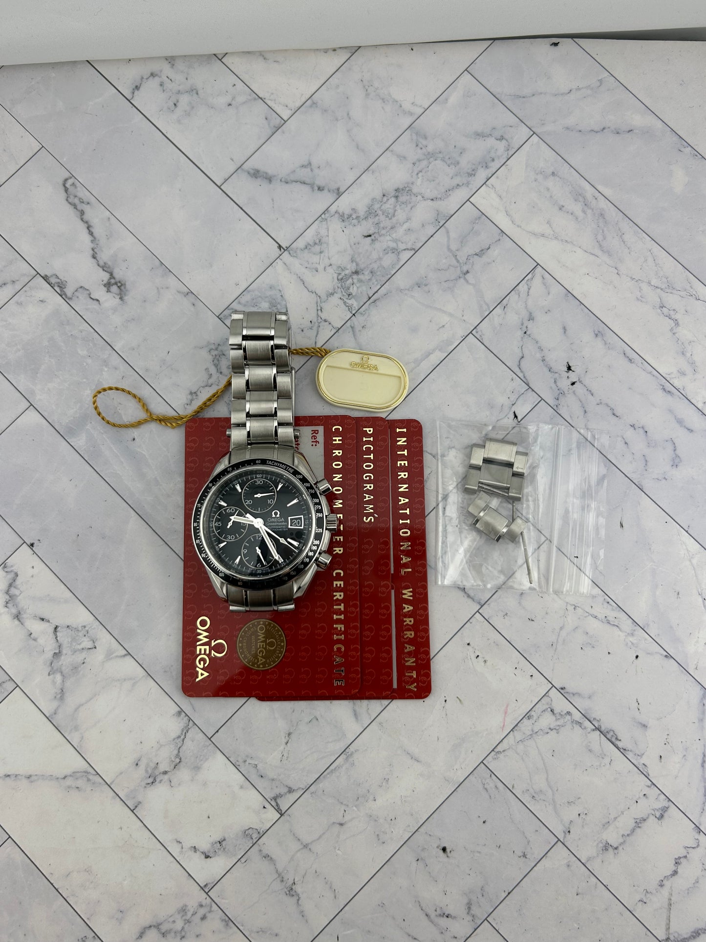 Omega Speed Master Black Dial on Stainless Steel Bracelet Ref. 3210.50 Card Open Date — view 6