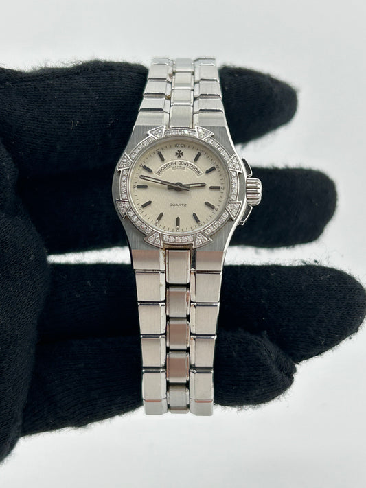Vacheron Constantin Overseas White Dial on Stainless Steel Bracelet Ref. 16550/423A-8880 — view 2
