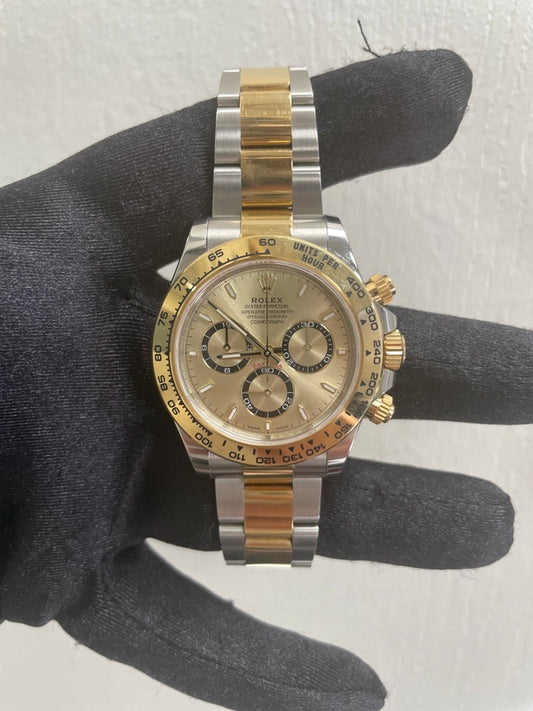 Rolex Daytona Gold Dial on Oyster Ref 126503 with New Style Card Green 2024