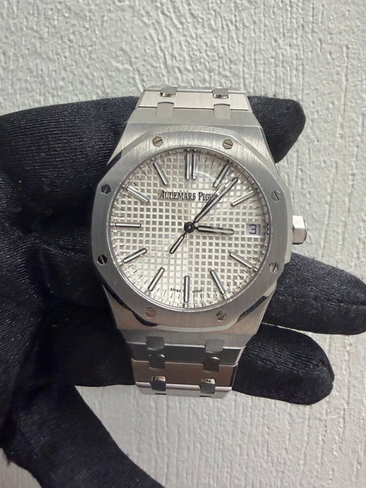 Audemars Piguet Royal Oak Selfwinding "50th Anniversary" Silver Dial on Bracelet Ref 15510ST.OO.1320ST.03 with Card 2022
