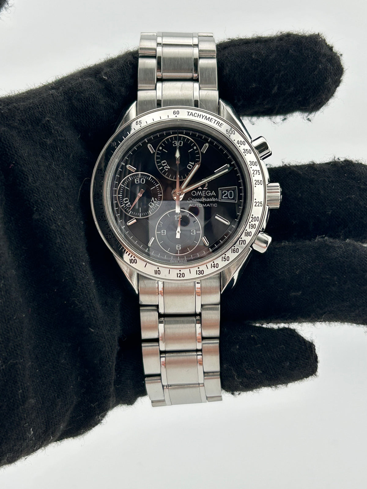 Omega Speedmaster Black Dial on Stainless Steel Bracelet Ref. 3513.50.00 — view 2
