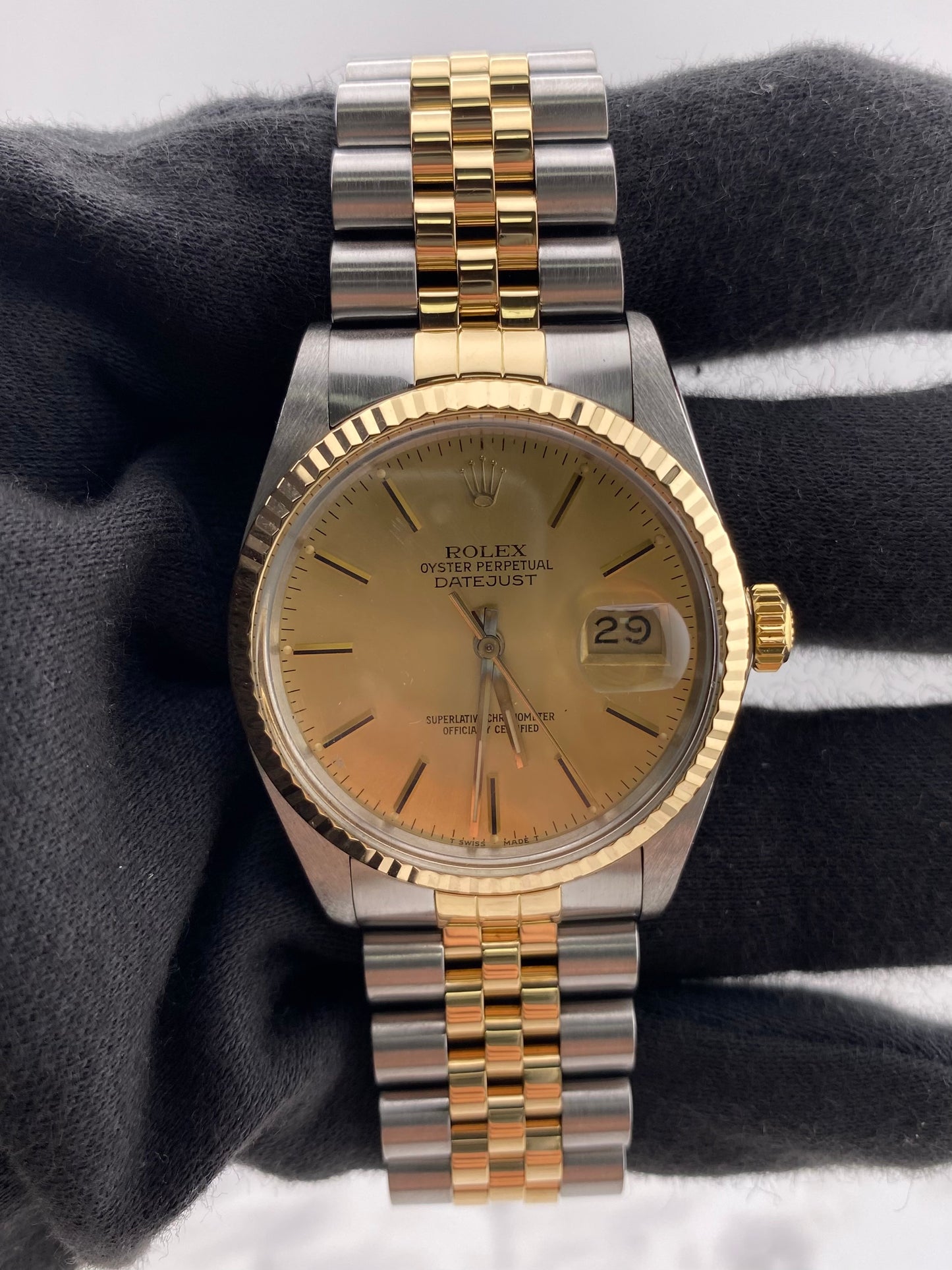 Rolex Datejust Champagne Stick Dial on D Link Jubilee Bracelet Ref. 16013 1987 — view 2
