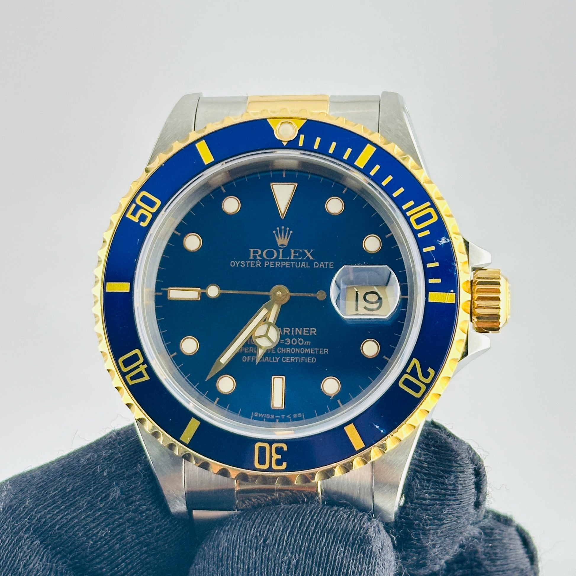 Rolex Submariner Blue Dial on Oyster Bracelet Ref. 16613 Papers Open Date — view 3