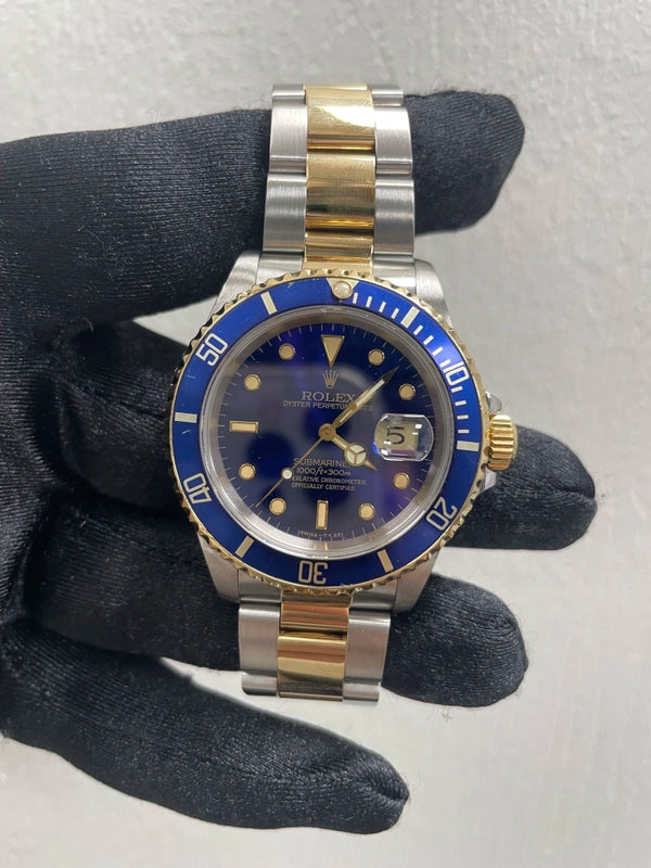 Rolex Submariner Blue Dial on Oyster Ref 16613 with Papers 1991