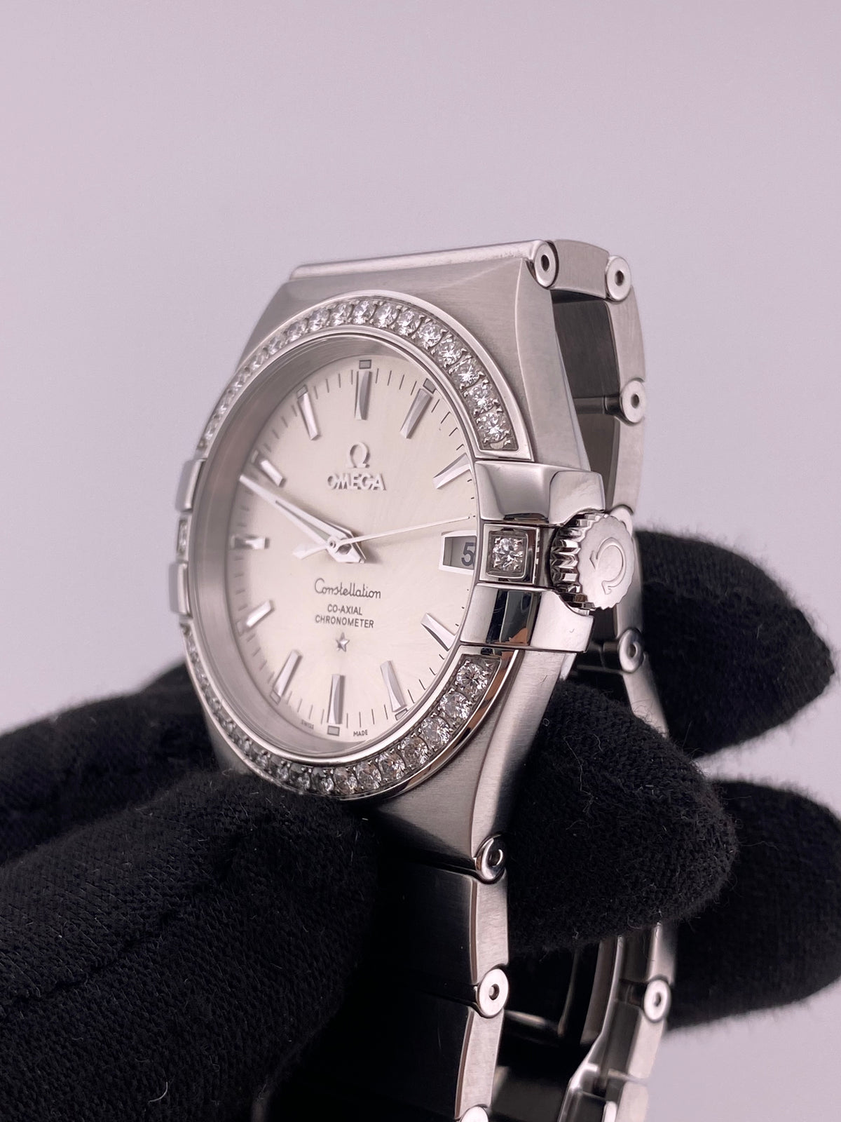 Omega Constellation Silver Dial on Stainless Steel Bracelet Ref. 123.15.35.20.02.001 Complete 2021 — view 3