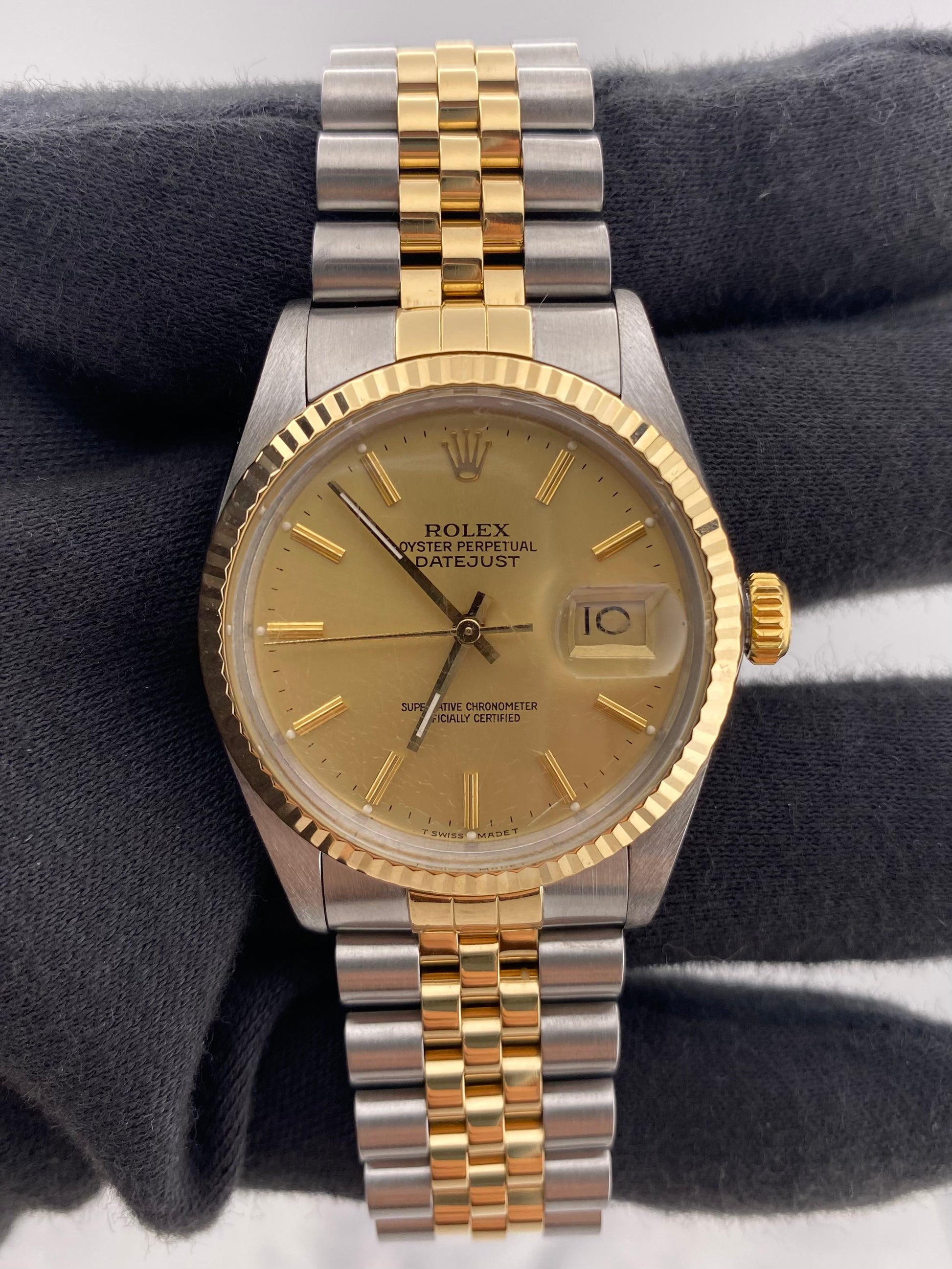 Rolex Datejust Champagne Stick Dial on D Link Jubilee Bracelet Ref. 16013 1986 — view 2