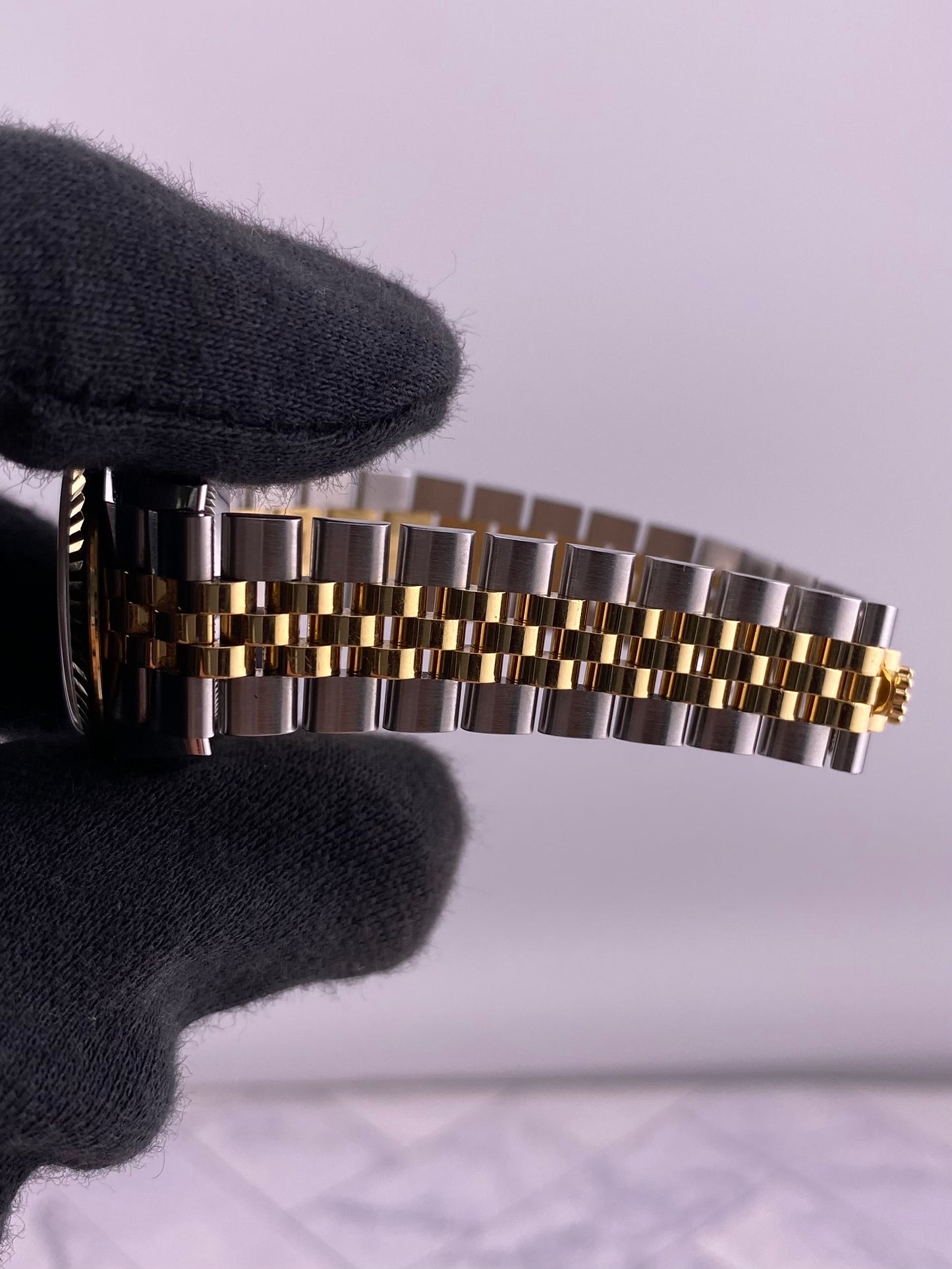 Rolex Datejust Lady White Roman Dial on Jubilee Ref. 279173 Card 2018 — view 5