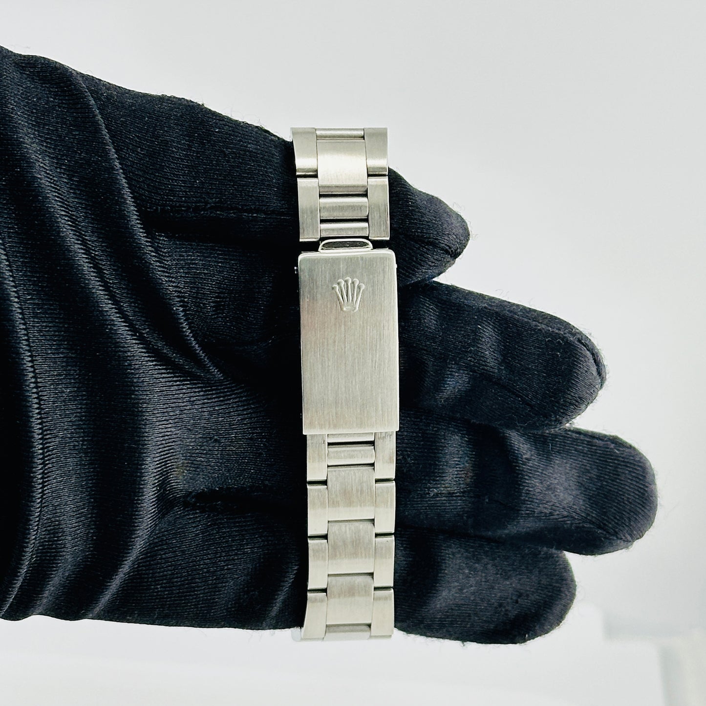 Rolex Oyster Perpetual Date Silver Stick / Has Spots Dial on Oyster Bracelet Ref. 15010 1984 — view 4