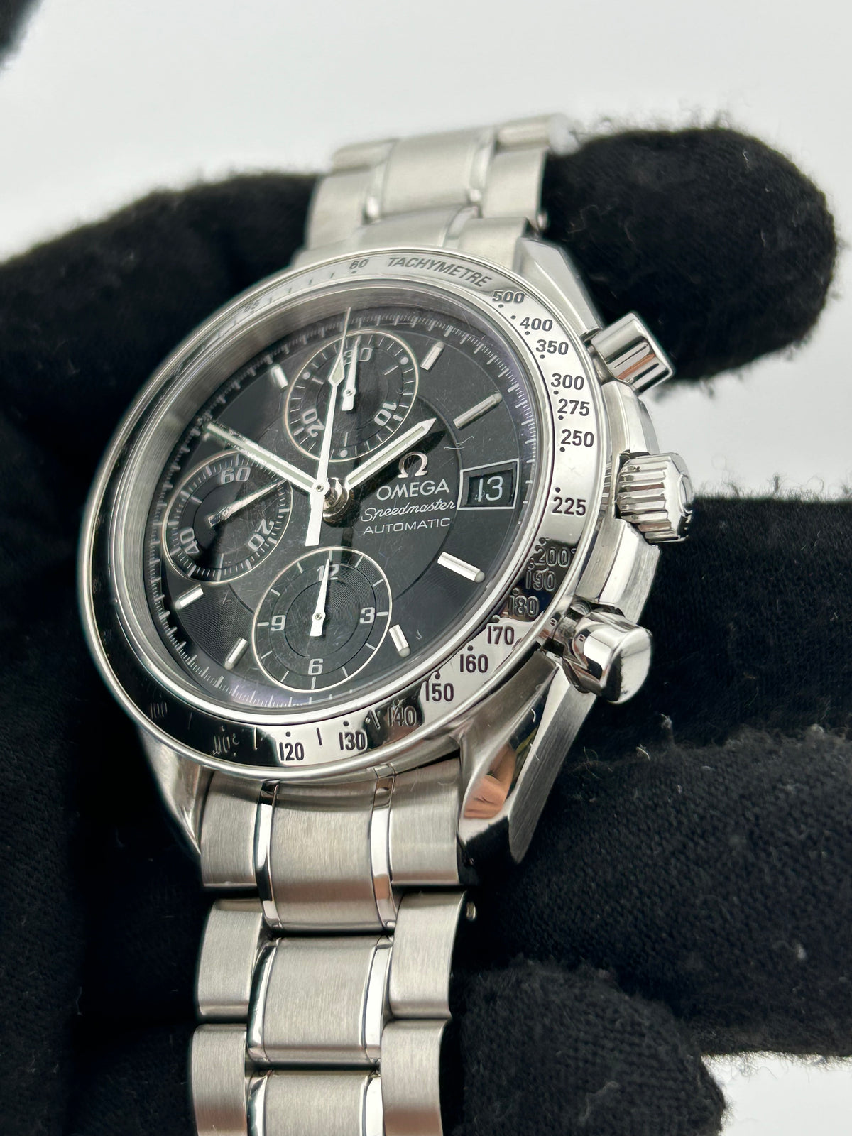 Omega Speedmaster Black Dial on Stainless Steel Bracelet Ref. 3513.50.00 — view 3