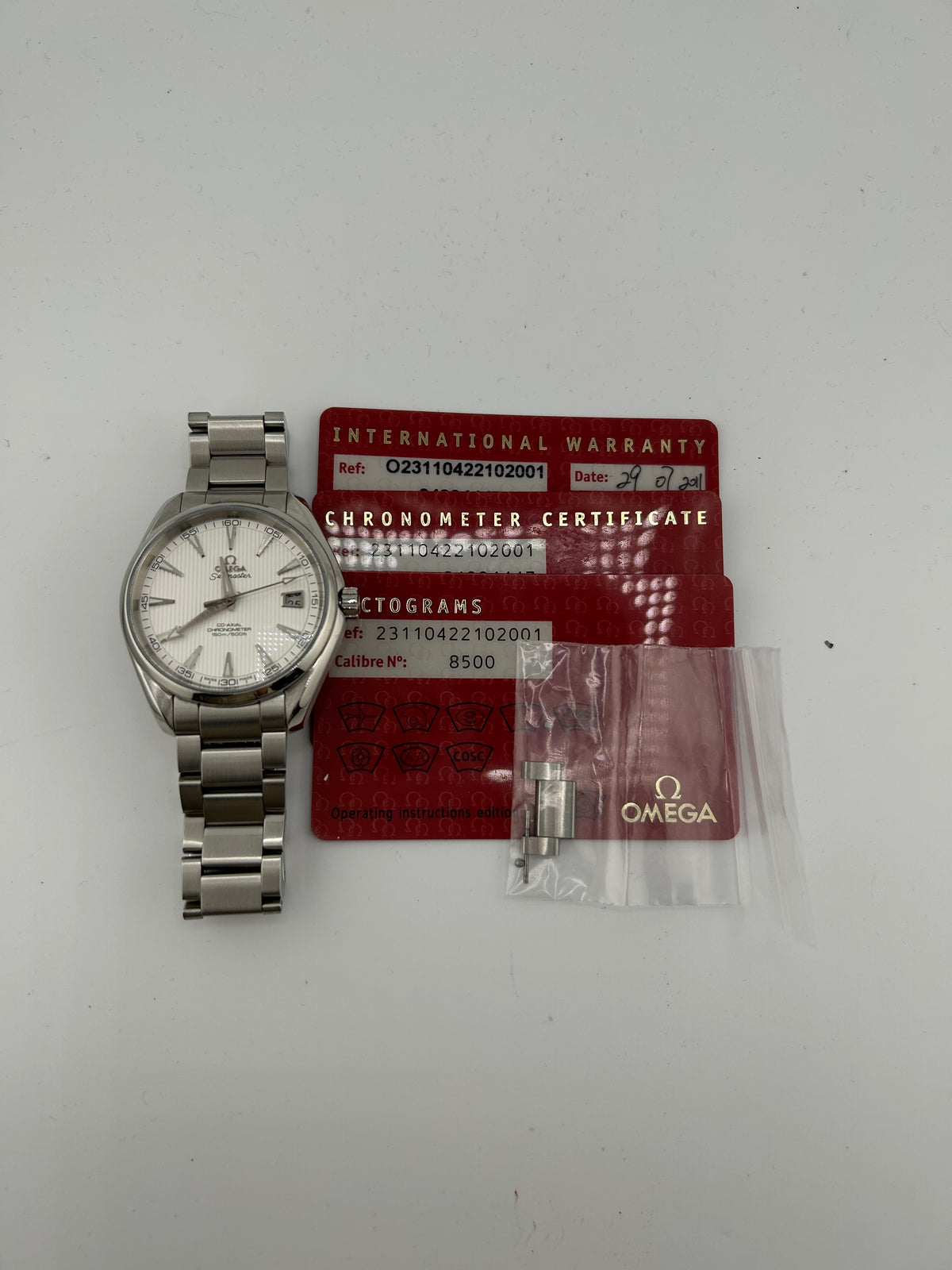 Omega Seamaster Aqua Terra 150m White Dial on Stainless Steel Bracelet Ref. 231.10.42.21.02.001 Card 2008 — view 7