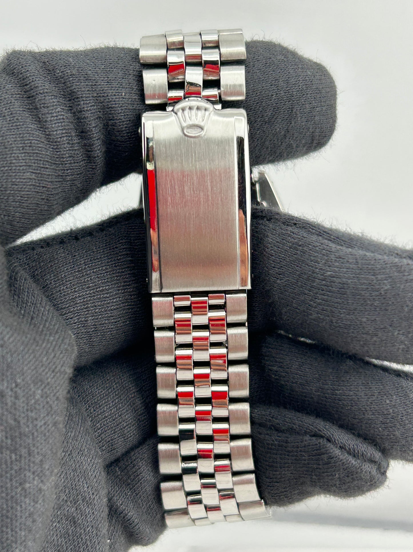 Rolex Datejust Silver Dial on Jubilee Ref. 6605/4 — view 3