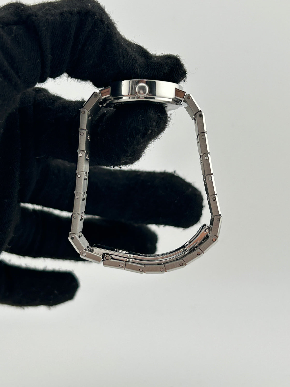 Bvlgari Bvlgari Black Dial on Stainless Steel Bracelet Ref. BB23SS — view 6