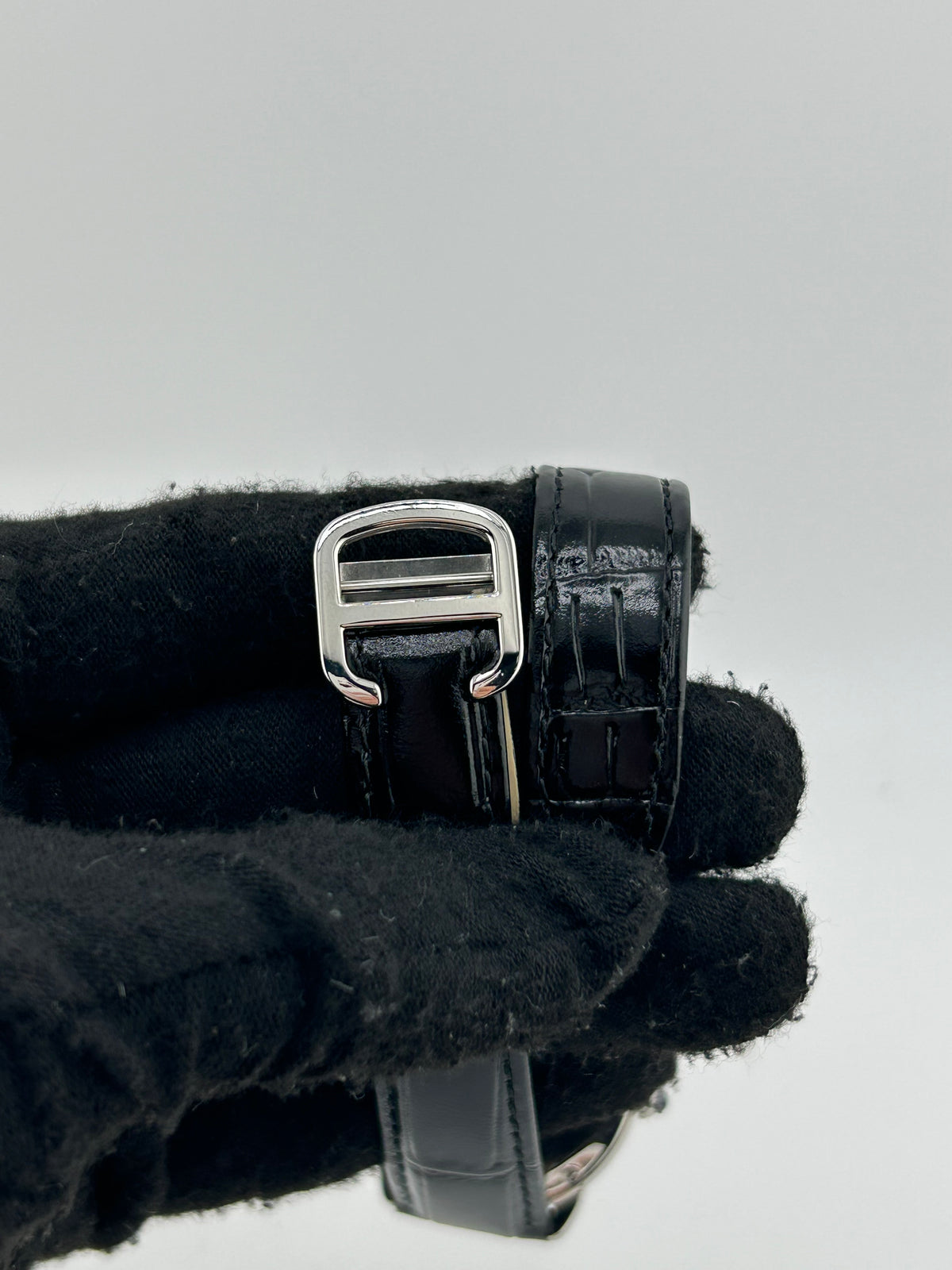 Cartier Ronde Solo de Cartier White Roman Numerals Dial on Black Leather Strap Ref. W6700155 Card 2015 — view 4