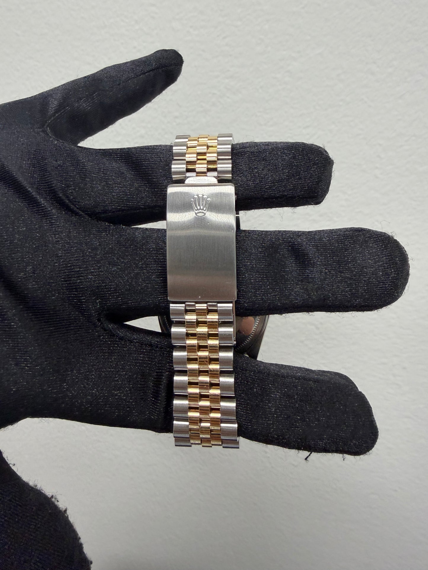 Rolex Datejust Champagne Stick Dial on D Link Jubilee Ref. 16013 1981 — view 3
