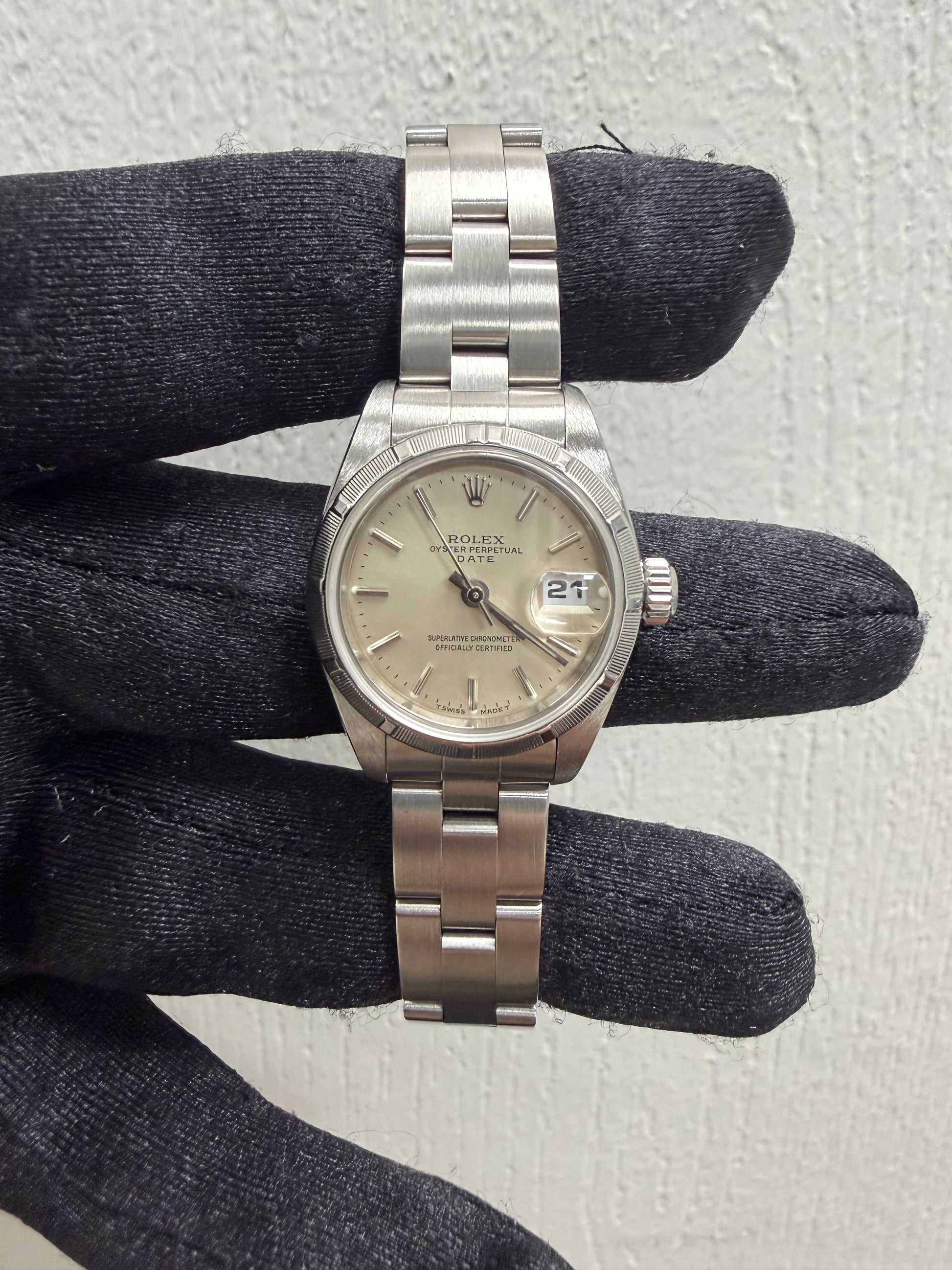 Rolex Datejust Silver Dial on Oyster Ref. 69190 1997 — view 2