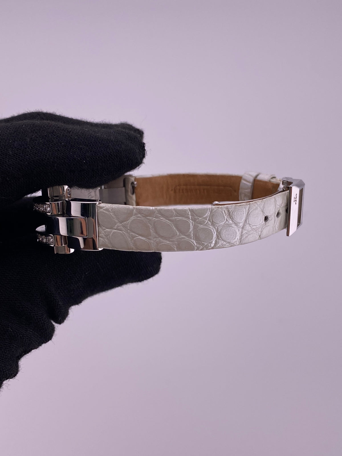 Jaeger Le Coultre Ideale White Mop Dial on Leather Strap Ref. 460.8.08 — view 5
