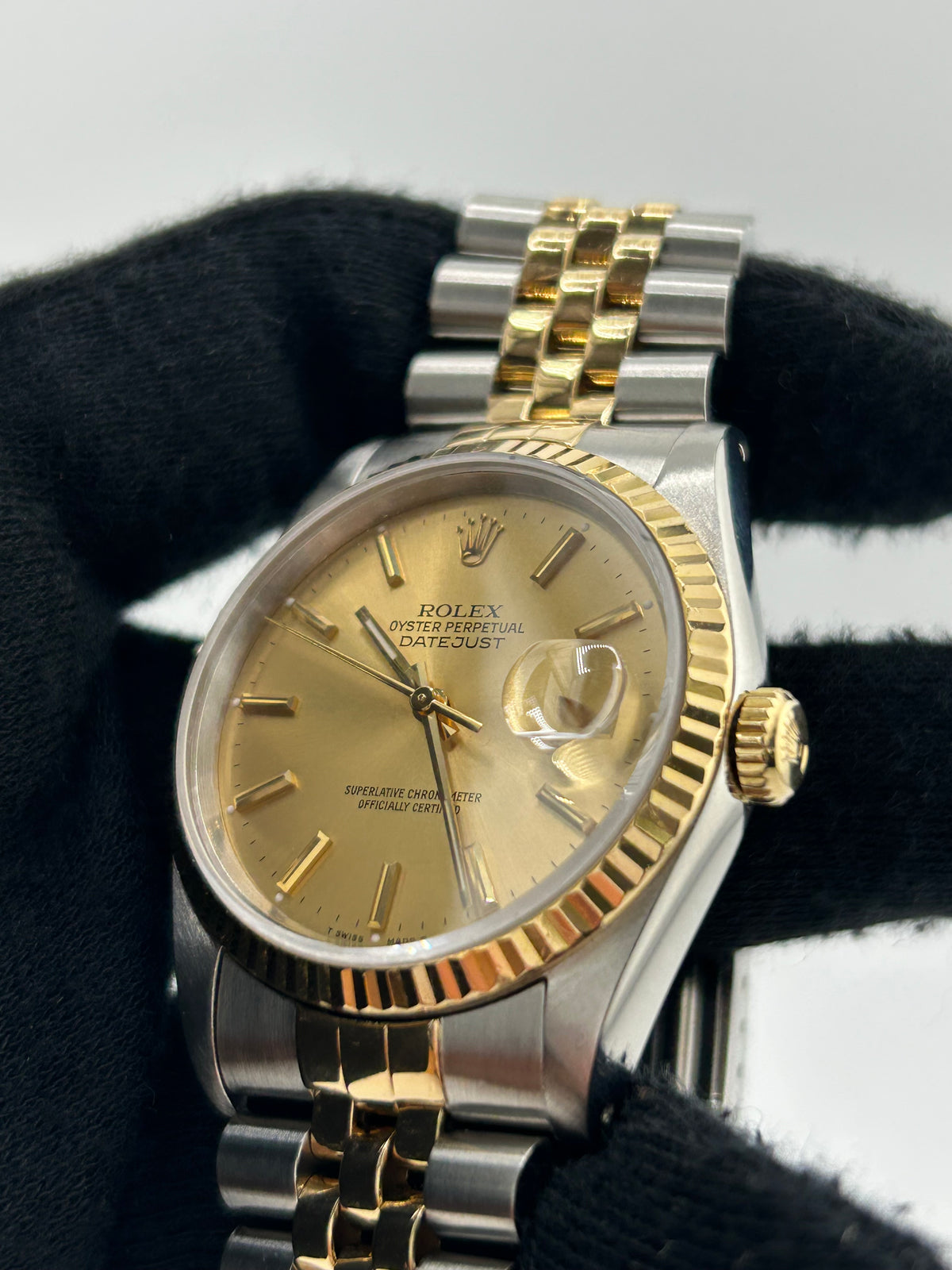 Rolex Datejust 36 Champagne Stick Dial on 2 Tone D Link Jubilee Bracelet Ref. 16233 1990 — view 2