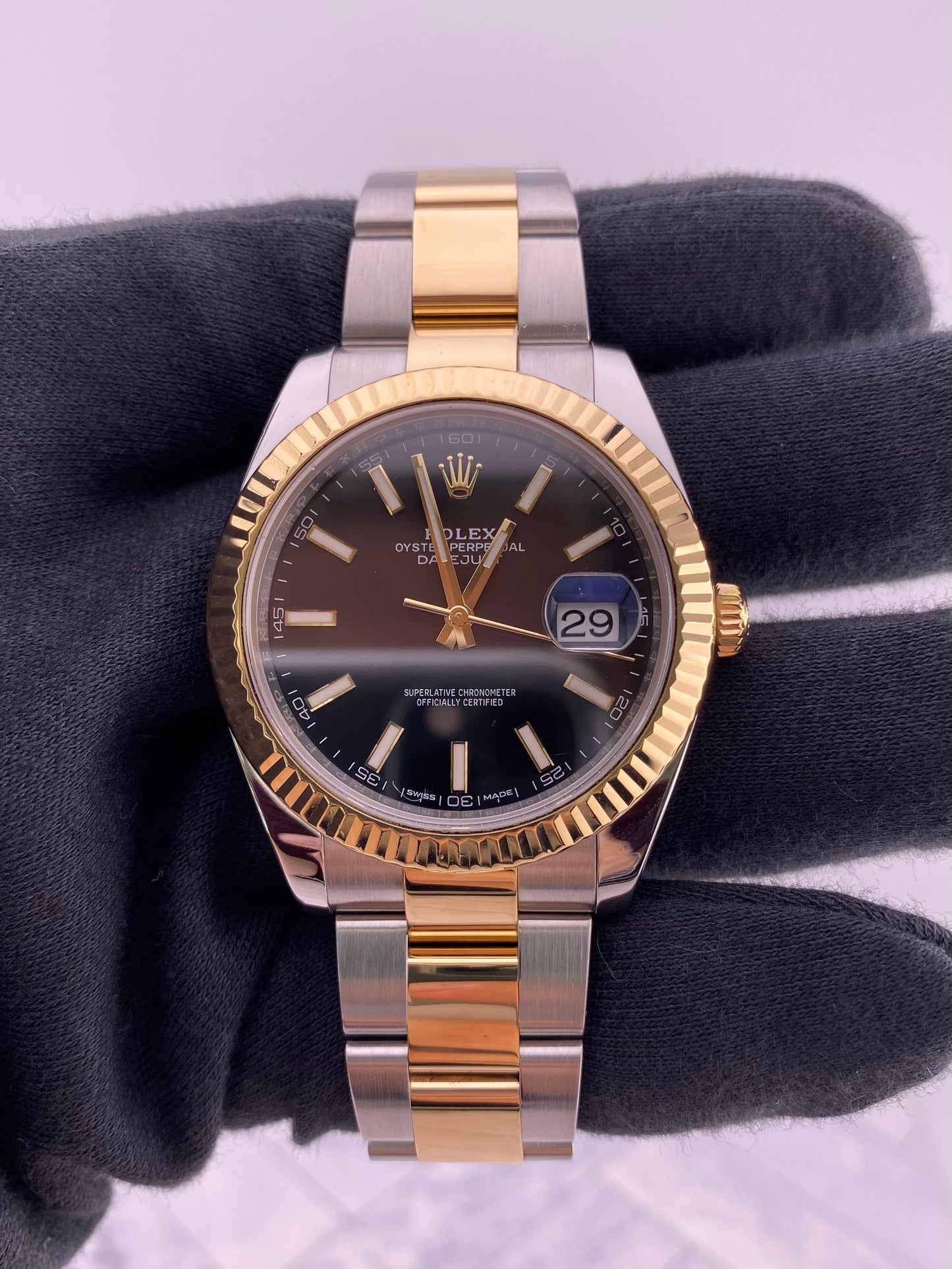 Rolex Datejust 41 Black Index Dial on Oyster Ref. 126333 Card 2016 — view 2