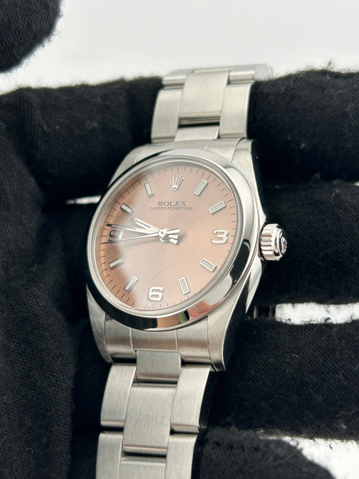 Rolex Oyster Perpetual Salmon Pink Dial on Oyster Steel Bracelet Ref. 77080 1999 — view 3