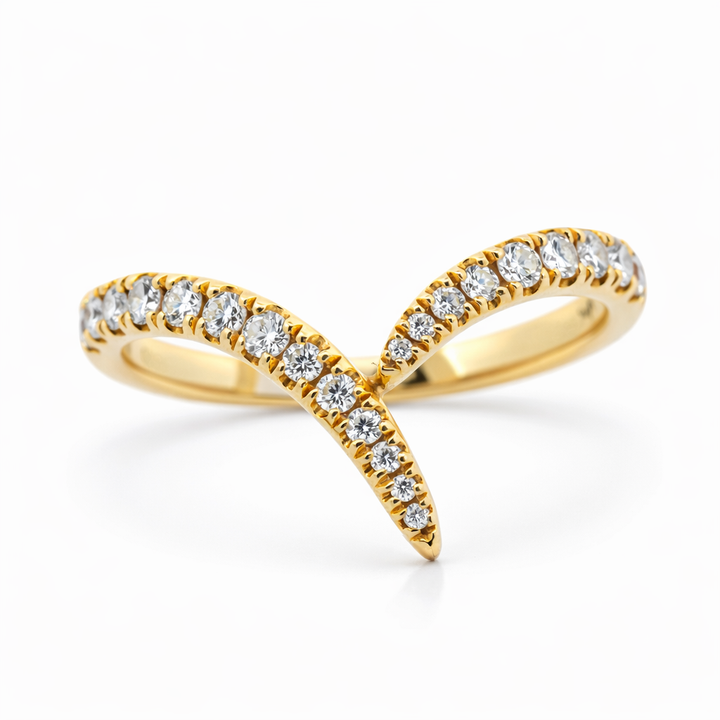 Anillo de diamantes de oro amarillo de 14k para mujer (extremo puntiagudo) 0.37ct Diam. Talla 6.5