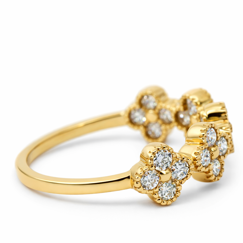 18k Yellow Gold Single Clover Diamond Ring Size 7.75 - Fine Jewelry | Bust Down & Co