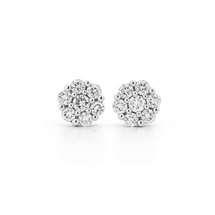 Pendientes de racimo de diamantes de oro blanco de 14K con un peso total de 0,33 CT
