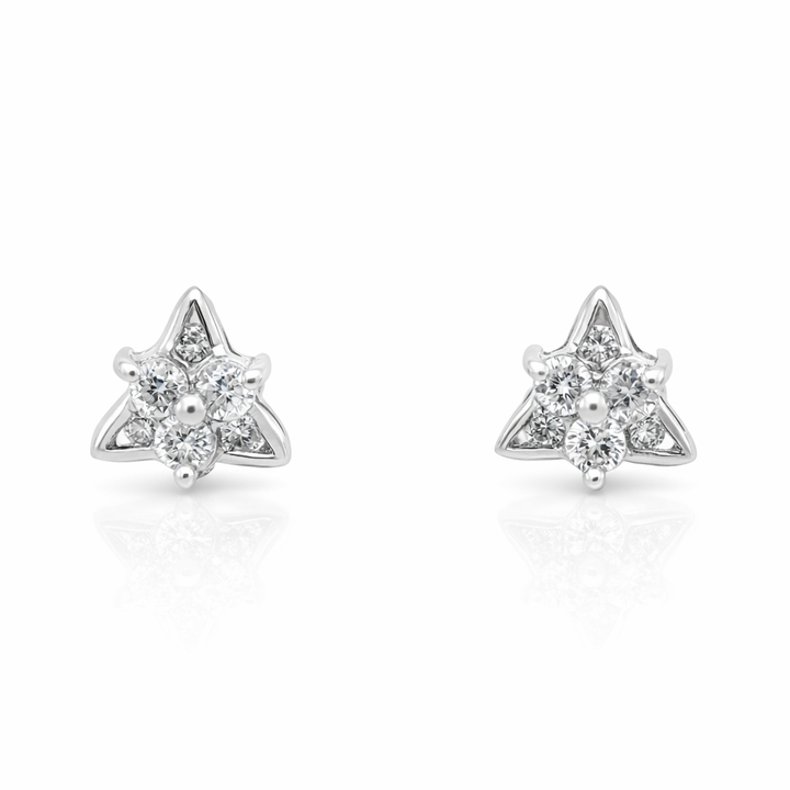 Pendientes de oro blanco de 18K con diamantes triangulares 0.36 CTW