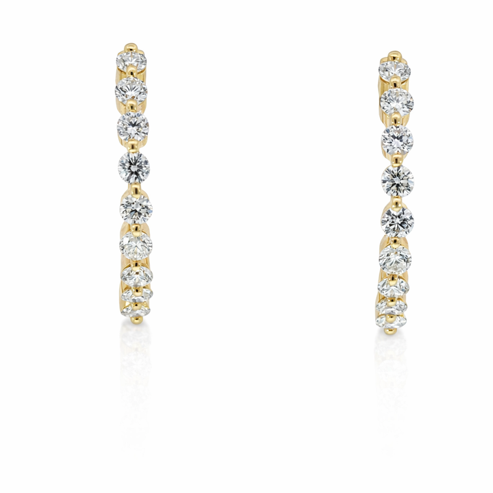 Pendientes de aro de oro amarillo de 14 quilates con diamantes, 0,54 CTW