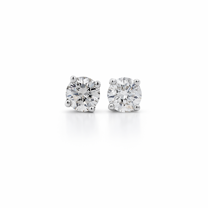 Pendientes de Oro Blanco de 14K con Diamantes de 3mm y 10pt VS1